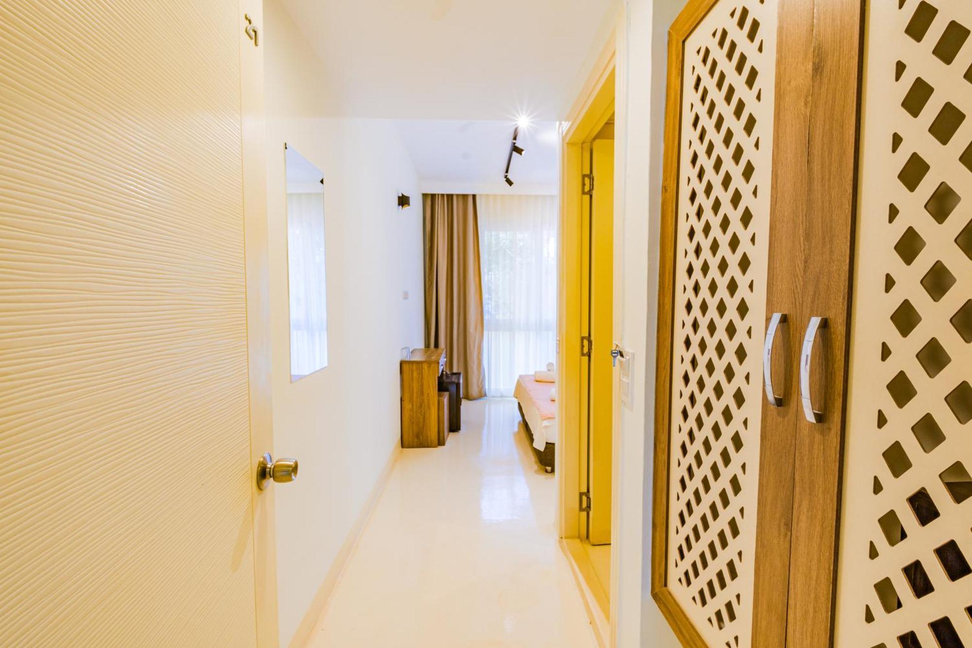 La Moda Beach Hotel カシュ エクステリア 写真